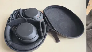 Sony WH-1000XM4 Head Phones