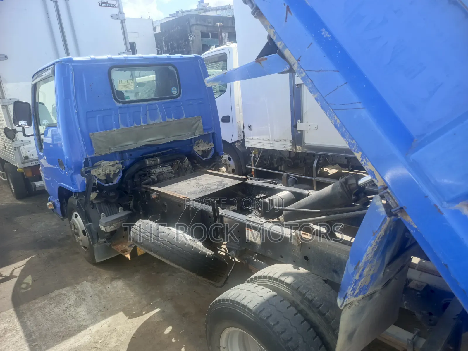 Isuzu KB 2016 Blue