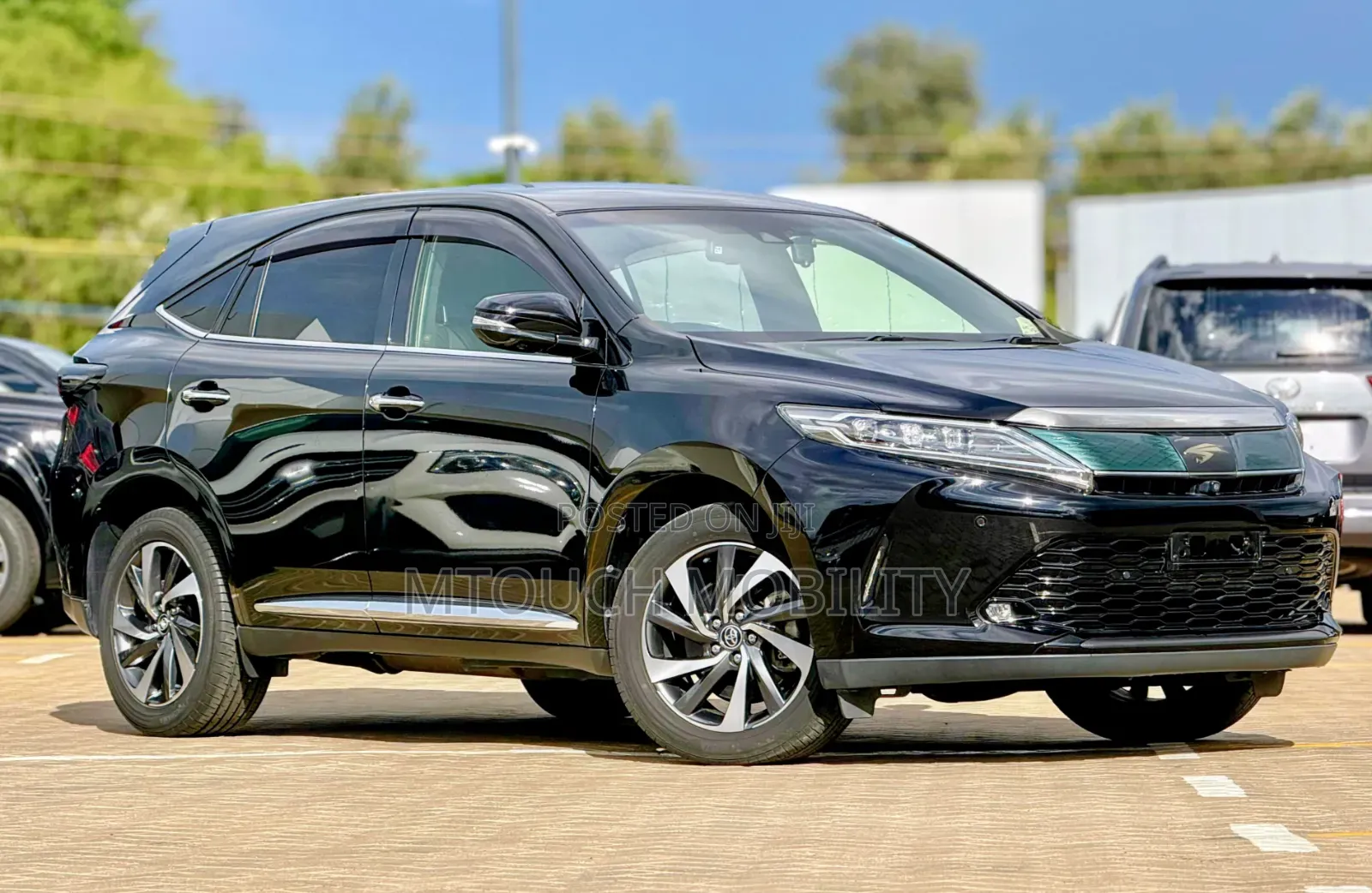 Toyota Harrier 2018 Black