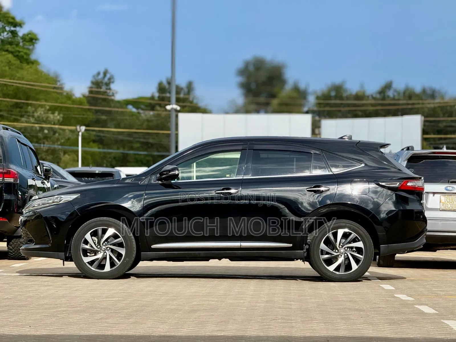 Toyota Harrier 2018 Black