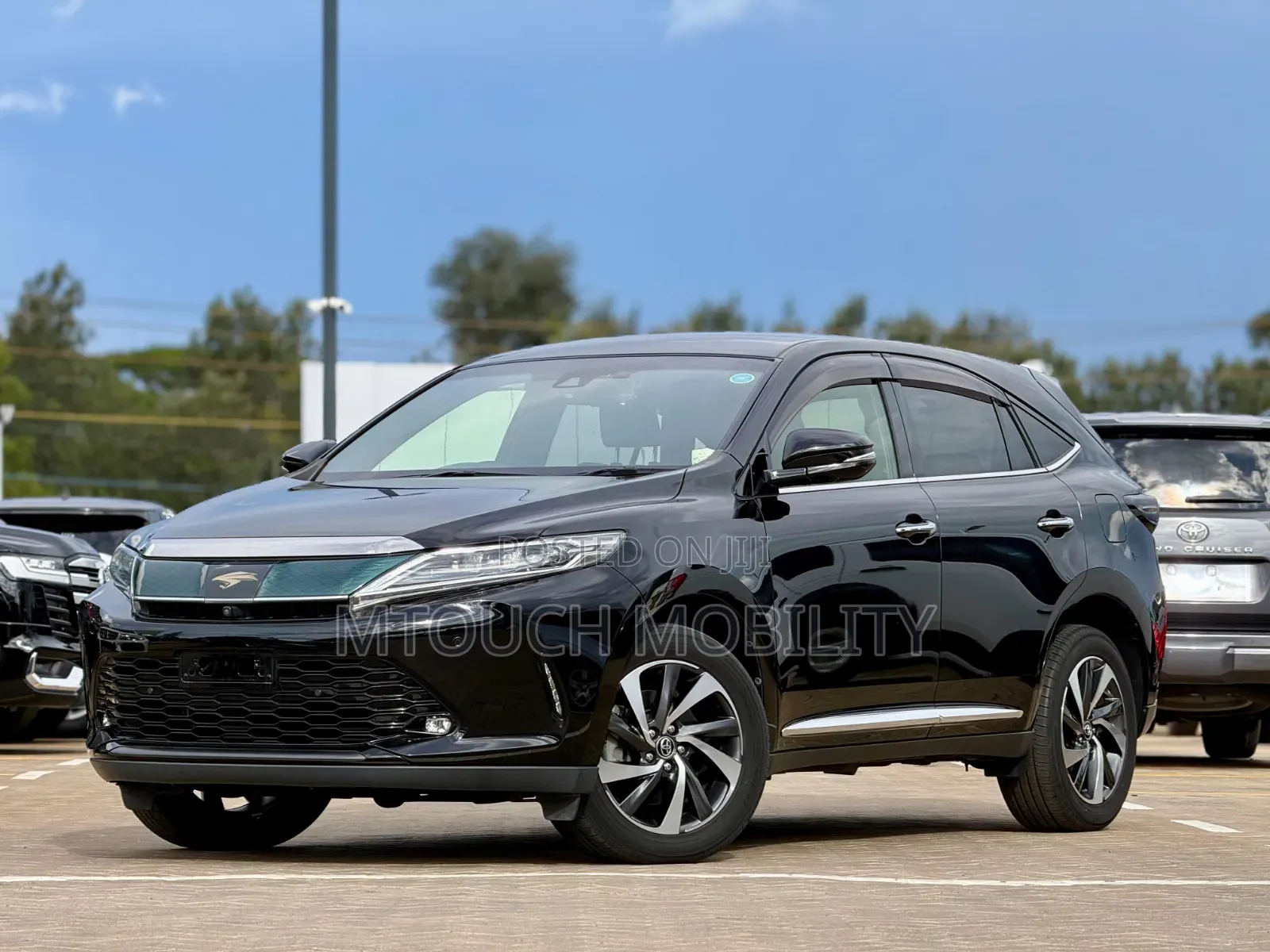 Toyota Harrier 2018 Black