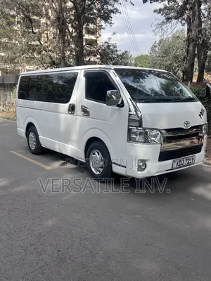 Toyota HiAce 2016 White