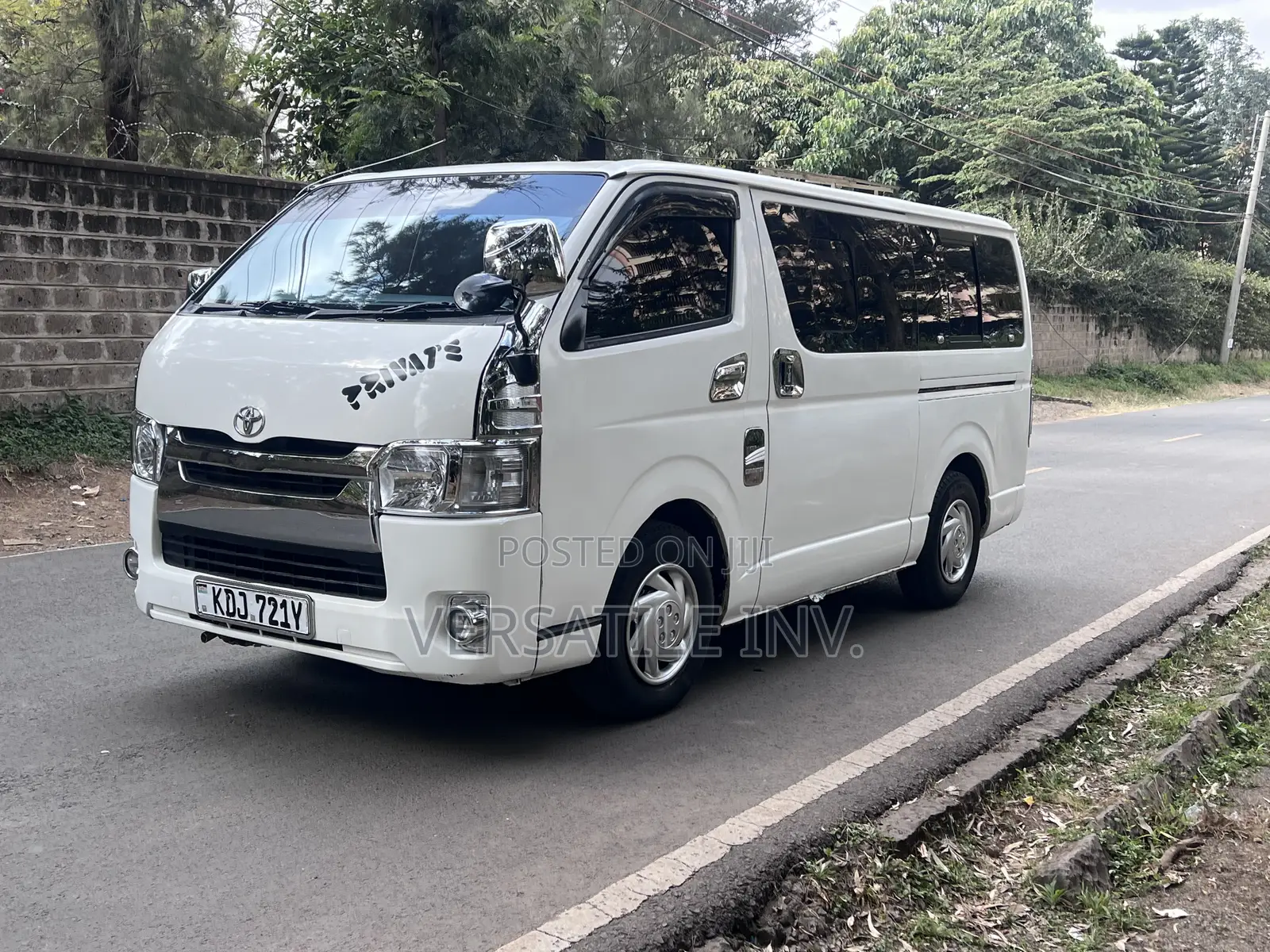Toyota HiAce 2016 White