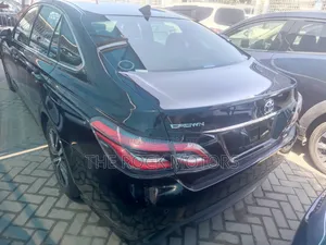 Toyota Crown 2019 Black