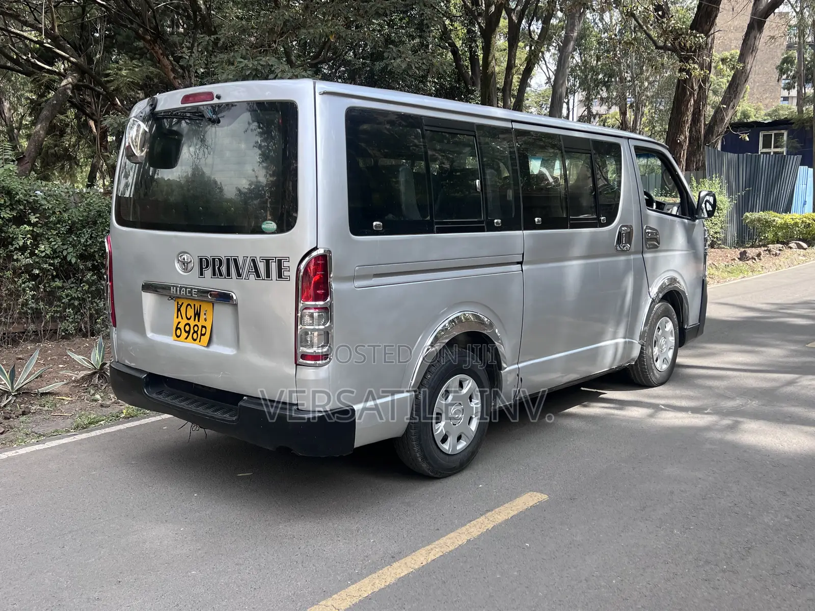 Toyota HiAce 2013 Silver