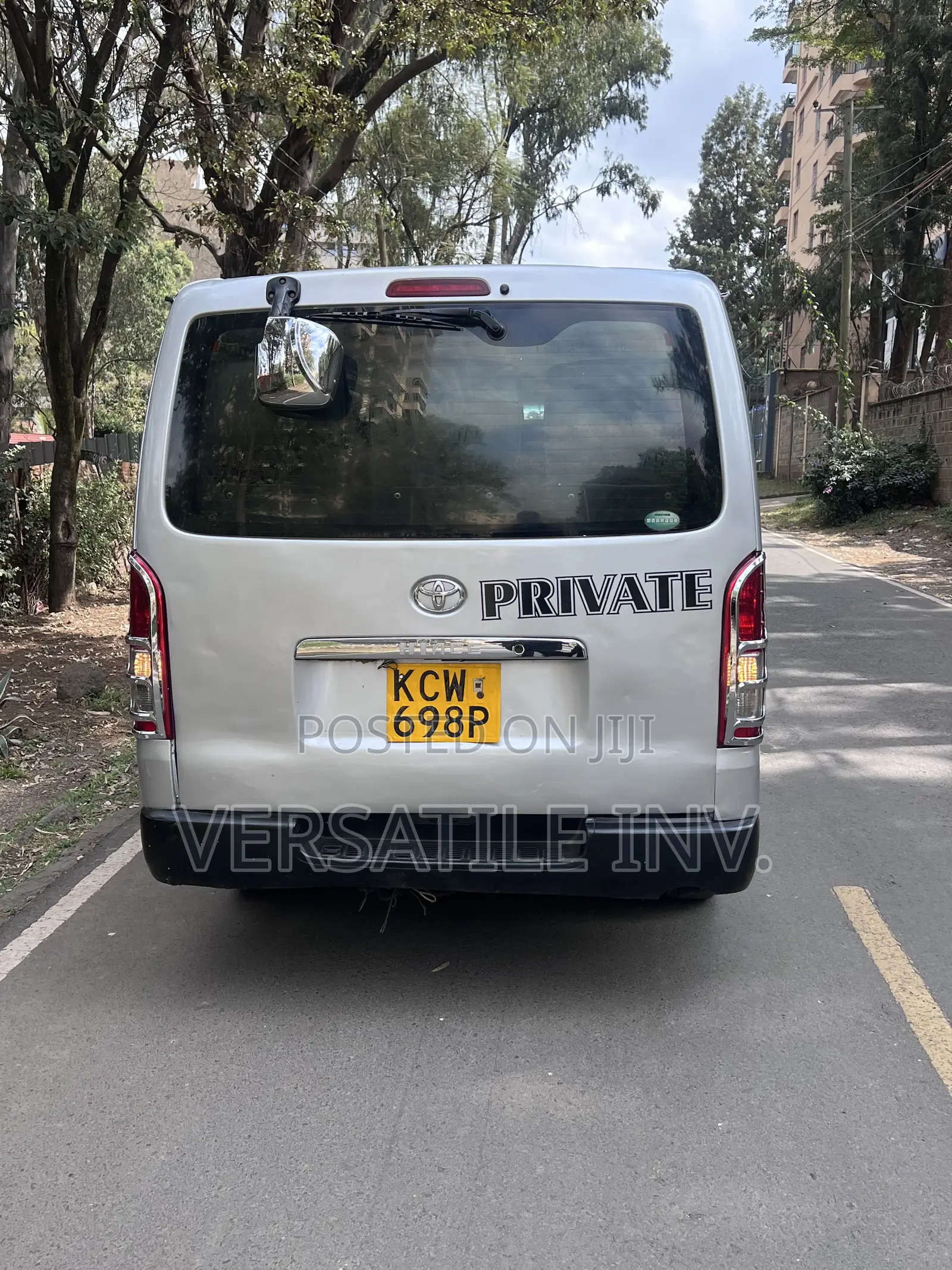 Toyota HiAce 2013 Silver
