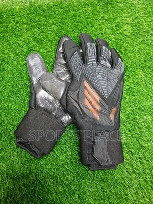 Predator Accuracy Pro Edge Goalie Gloves