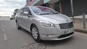 Toyota Mark X Zio 2009 Silver