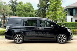 7 Seater Van Available for Chauffered Hire