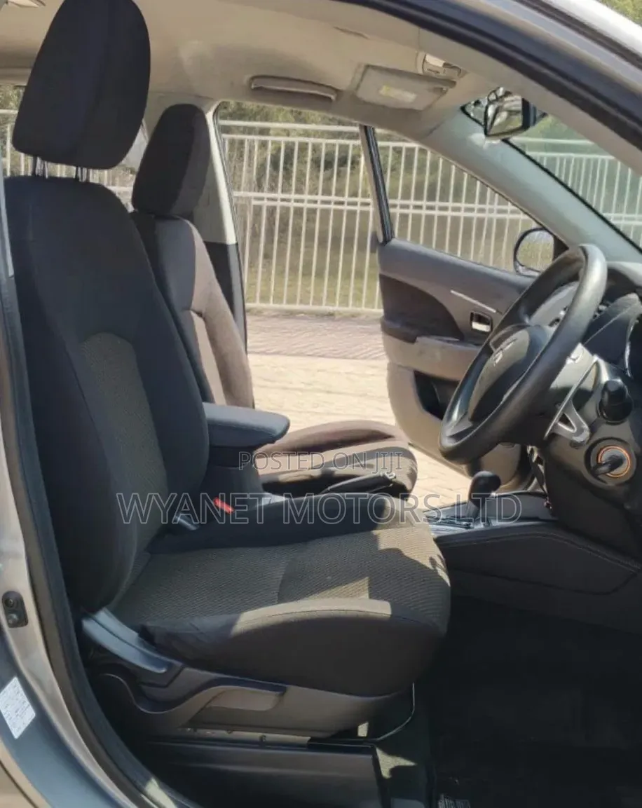 Mitsubishi RVR 2019 Gray