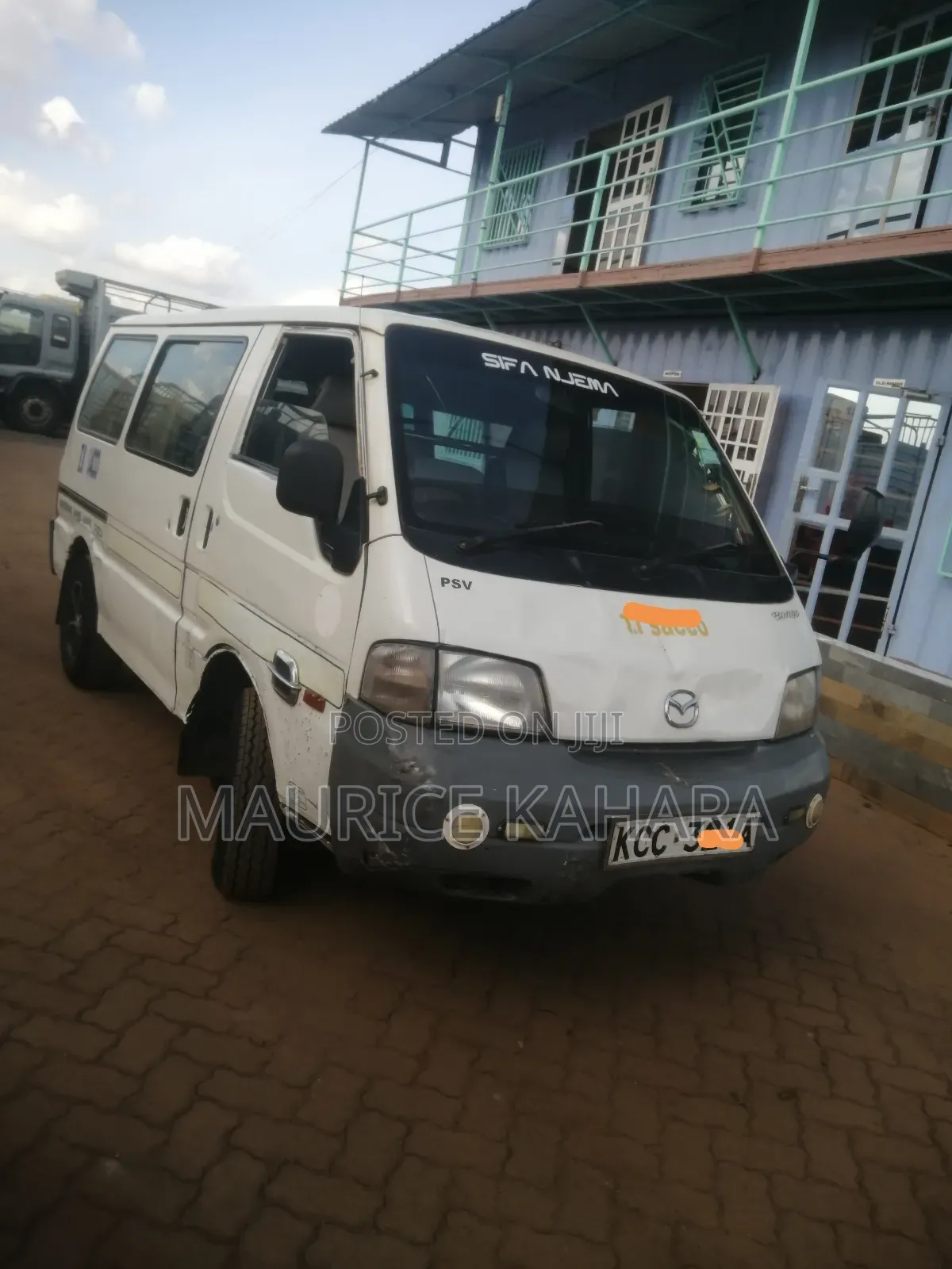 Mazda Bongo 2011 White