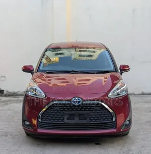 Toyota Sienta 2019 Red
