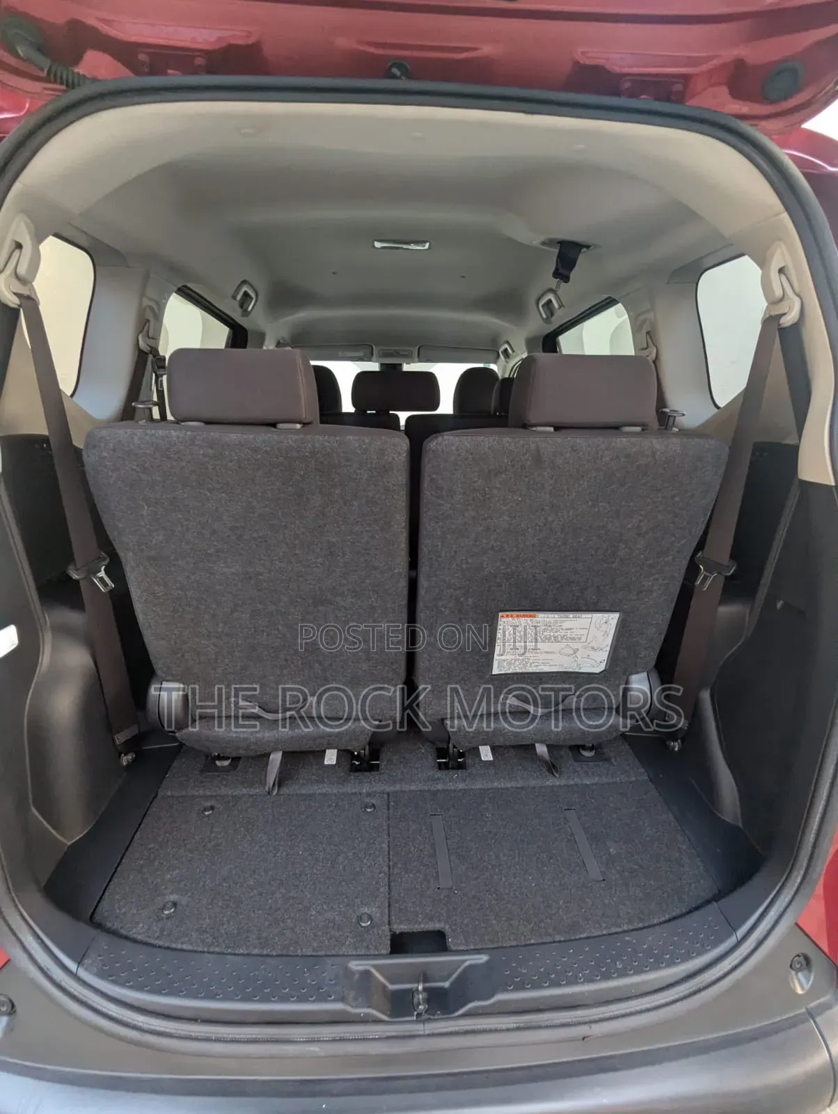 Toyota Sienta 2019 Red