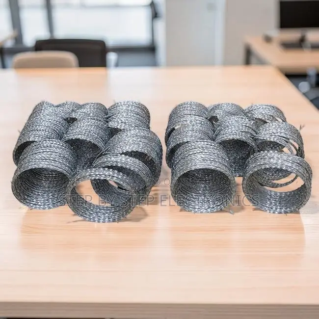 Rust-Free 100mm,200mm, 450mm 6m /8m/10m Length Barbed Razor Wire