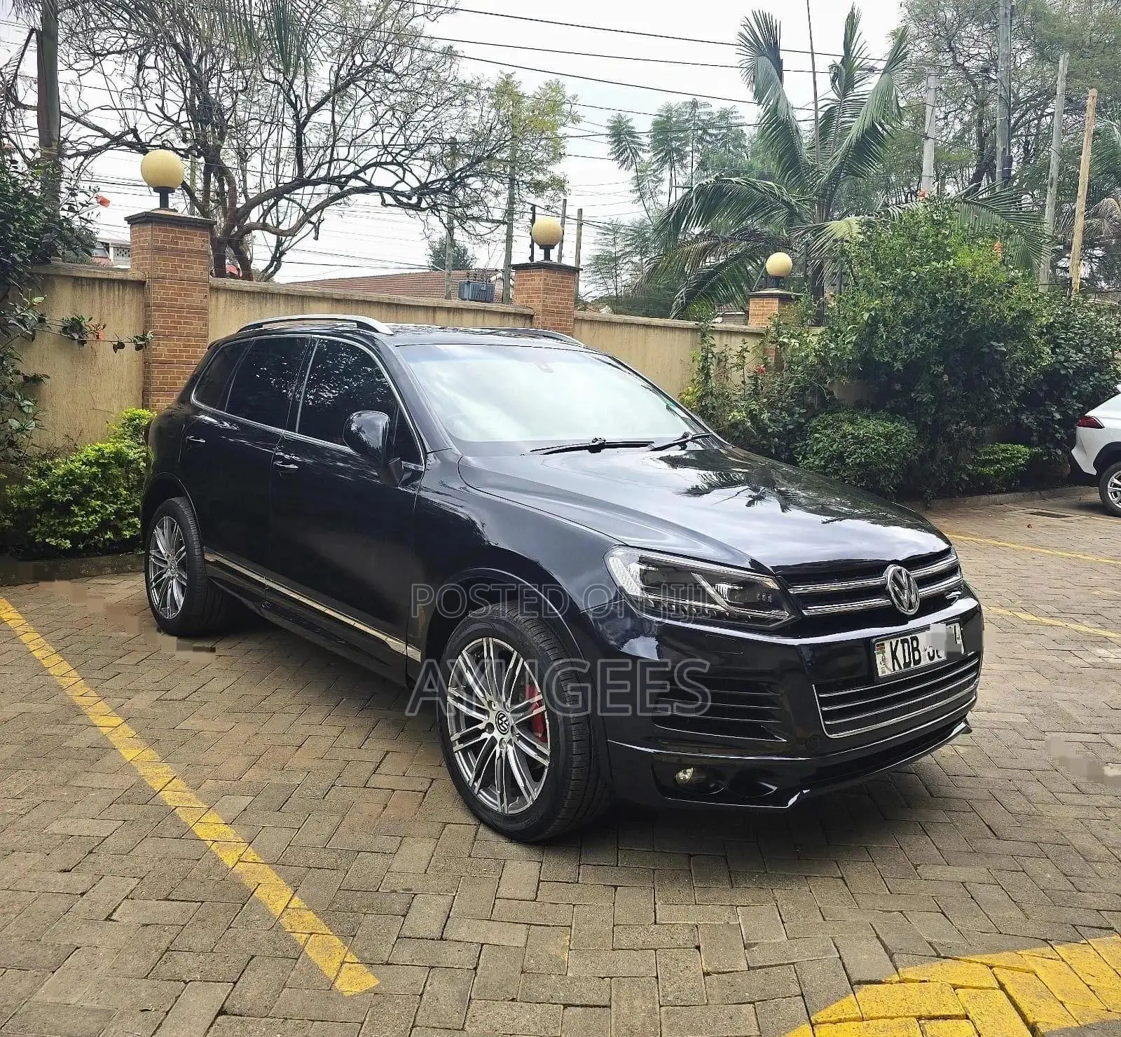 Volkswagen Touareg 2013 Black
