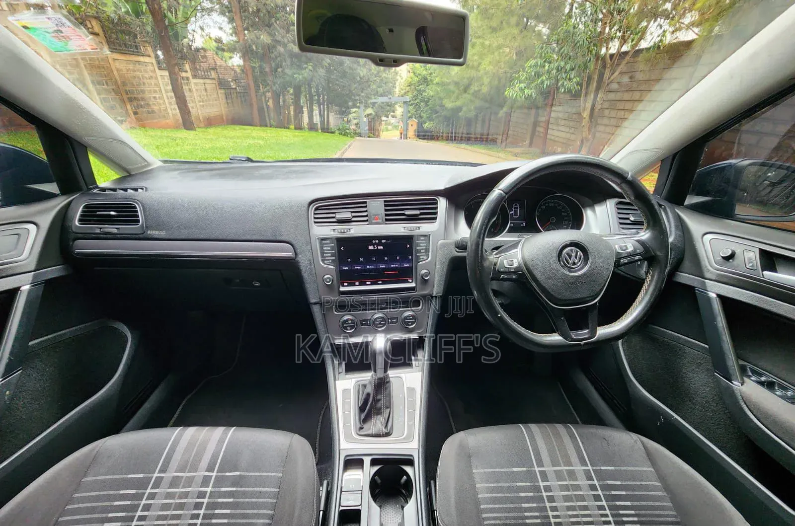 Volkswagen Golf 2016 Blue