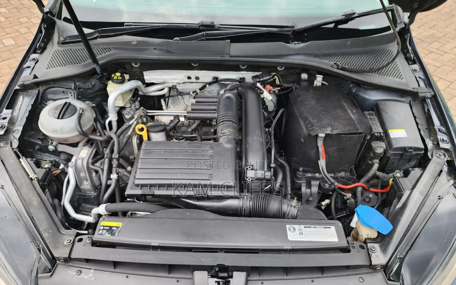 Volkswagen Golf 2016 Blue