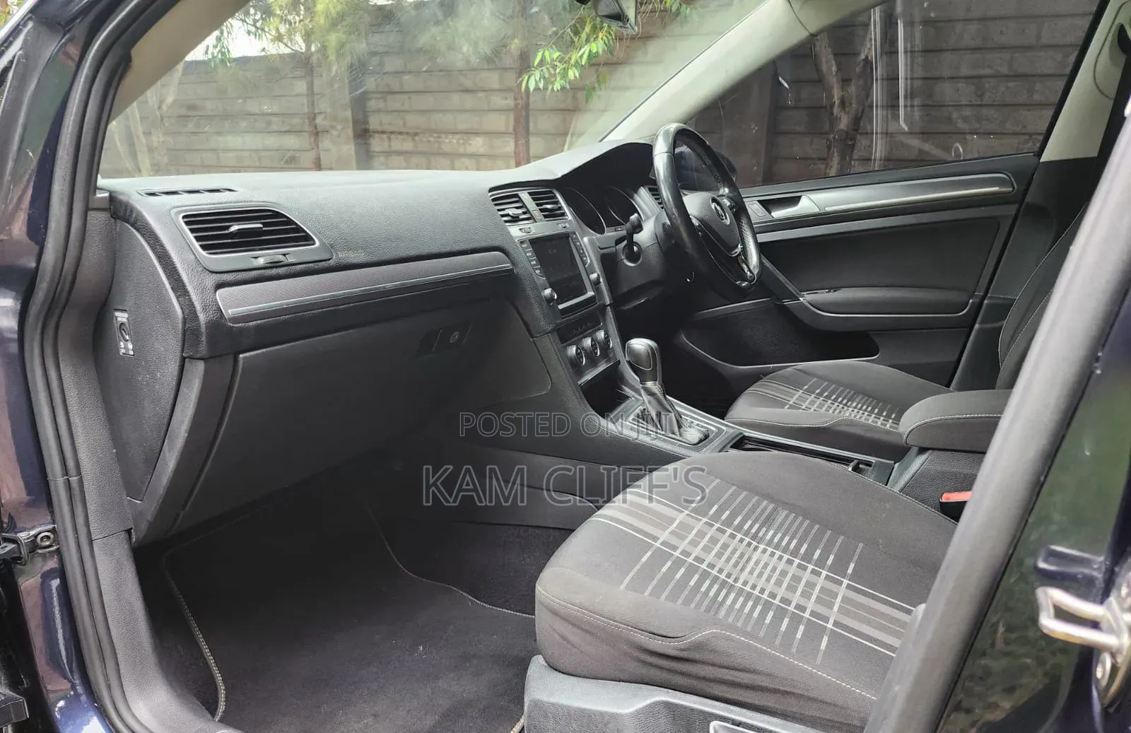 Volkswagen Golf 2016 Blue