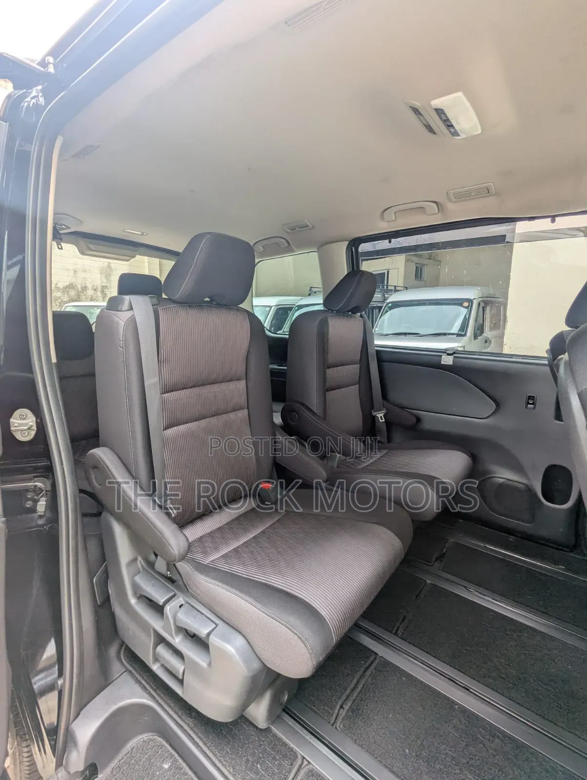 Nissan Serena 2019 Black