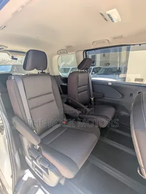 Nissan Serena 2019 White
