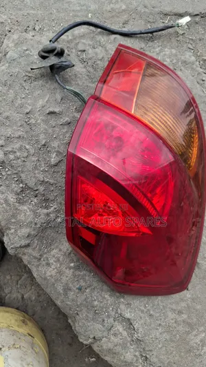 Subaru Legacy Bp5 Taillight