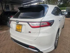 Toyota Harrier 2018 White