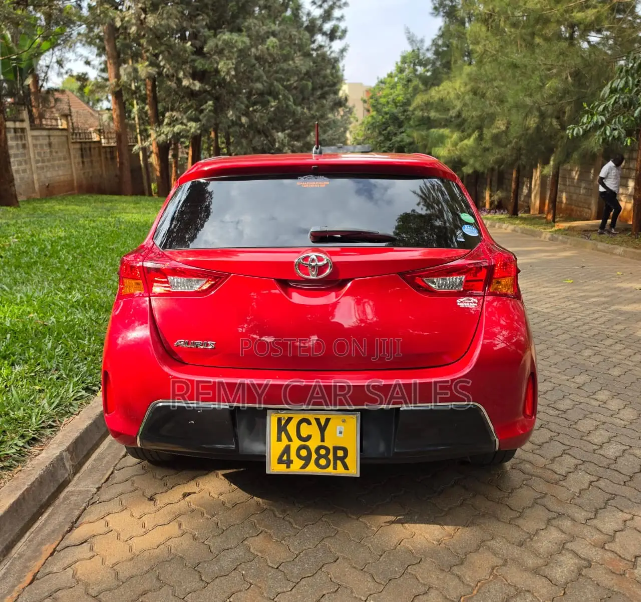 Toyota Auris 2014 Red