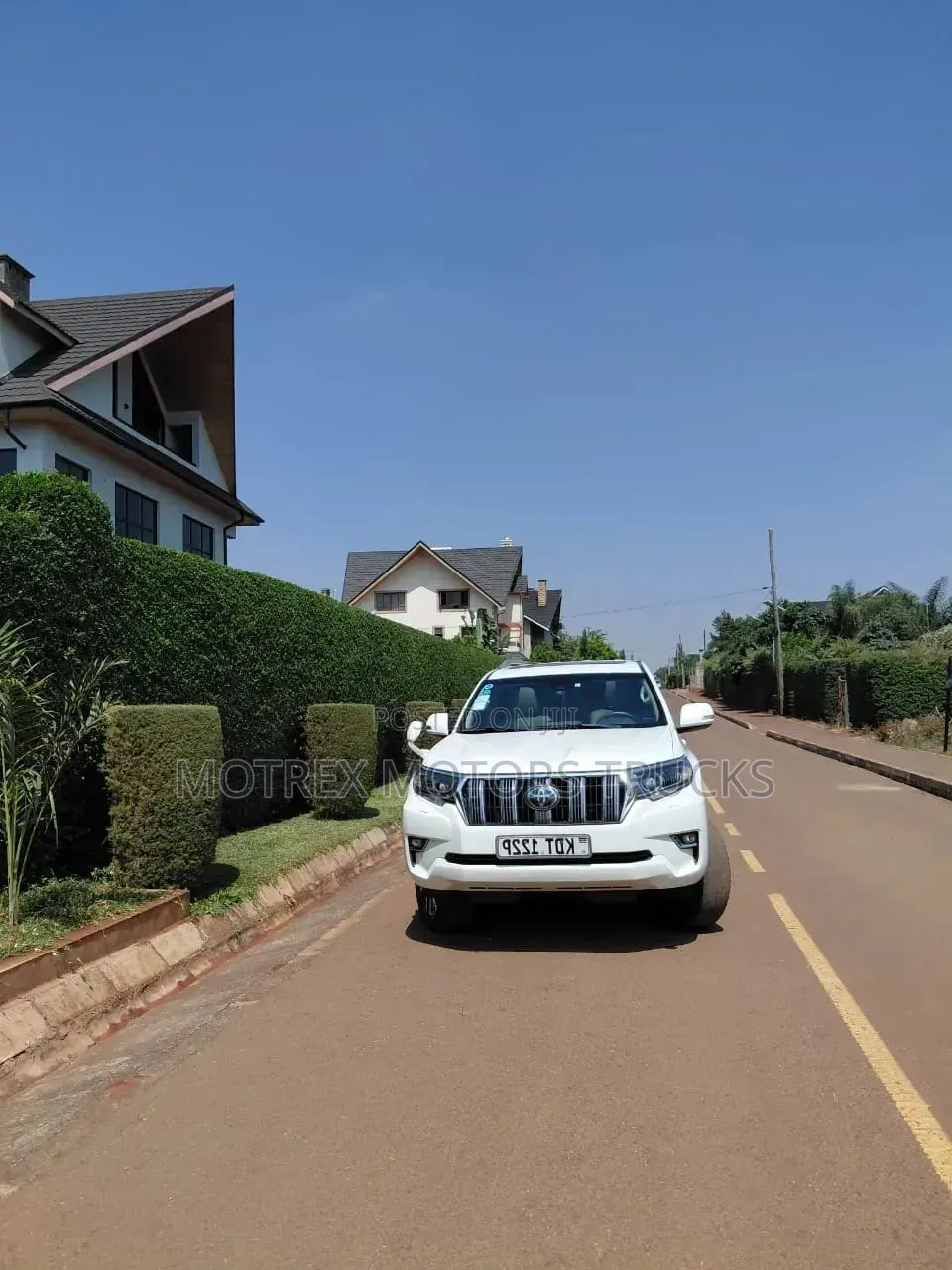 Toyota Land Cruiser 2018 White