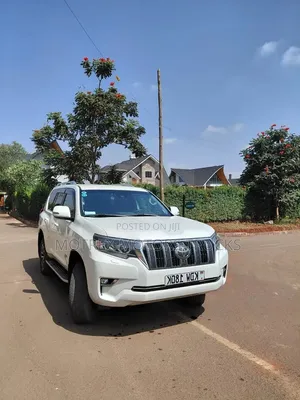 Toyota Land Cruiser 2018 White