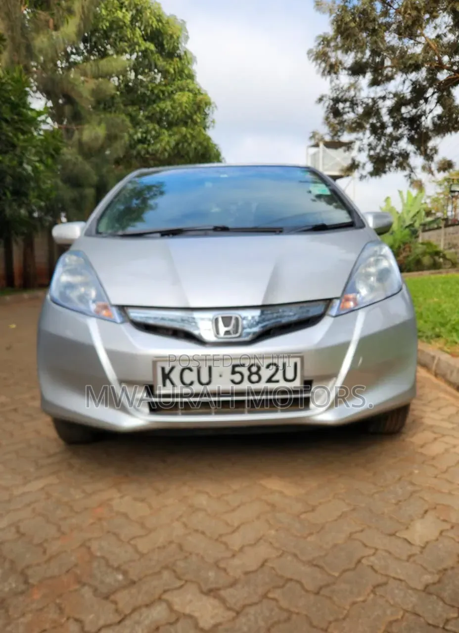 Honda Fit 2012 Silver