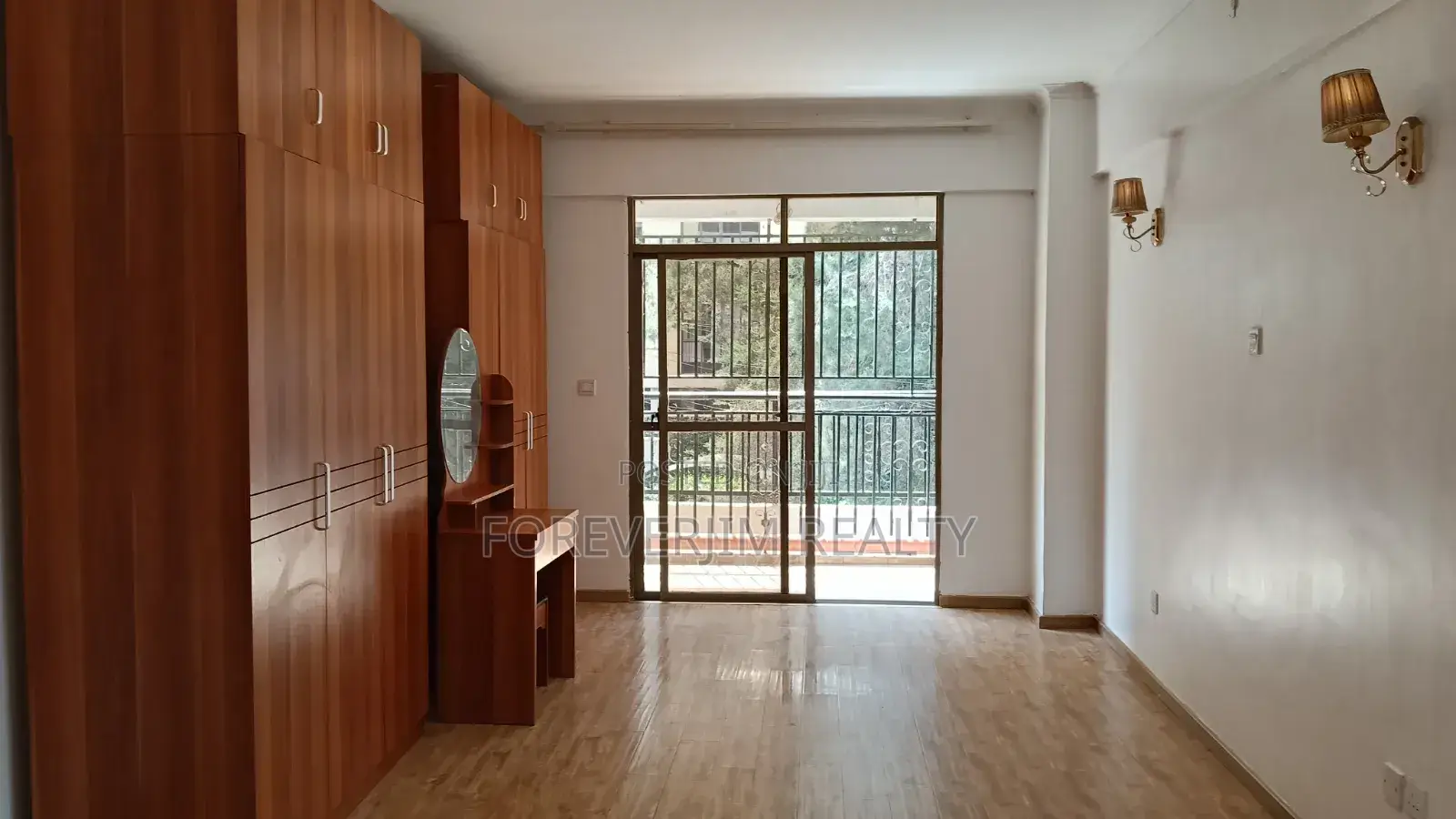 3bdrm Apartment in Wood Avenue, Hurlingham for rent