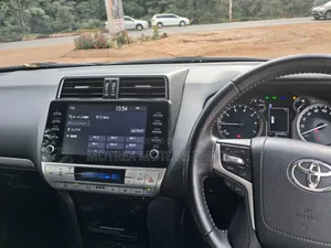 Toyota Land Cruiser Prado 2019 Black