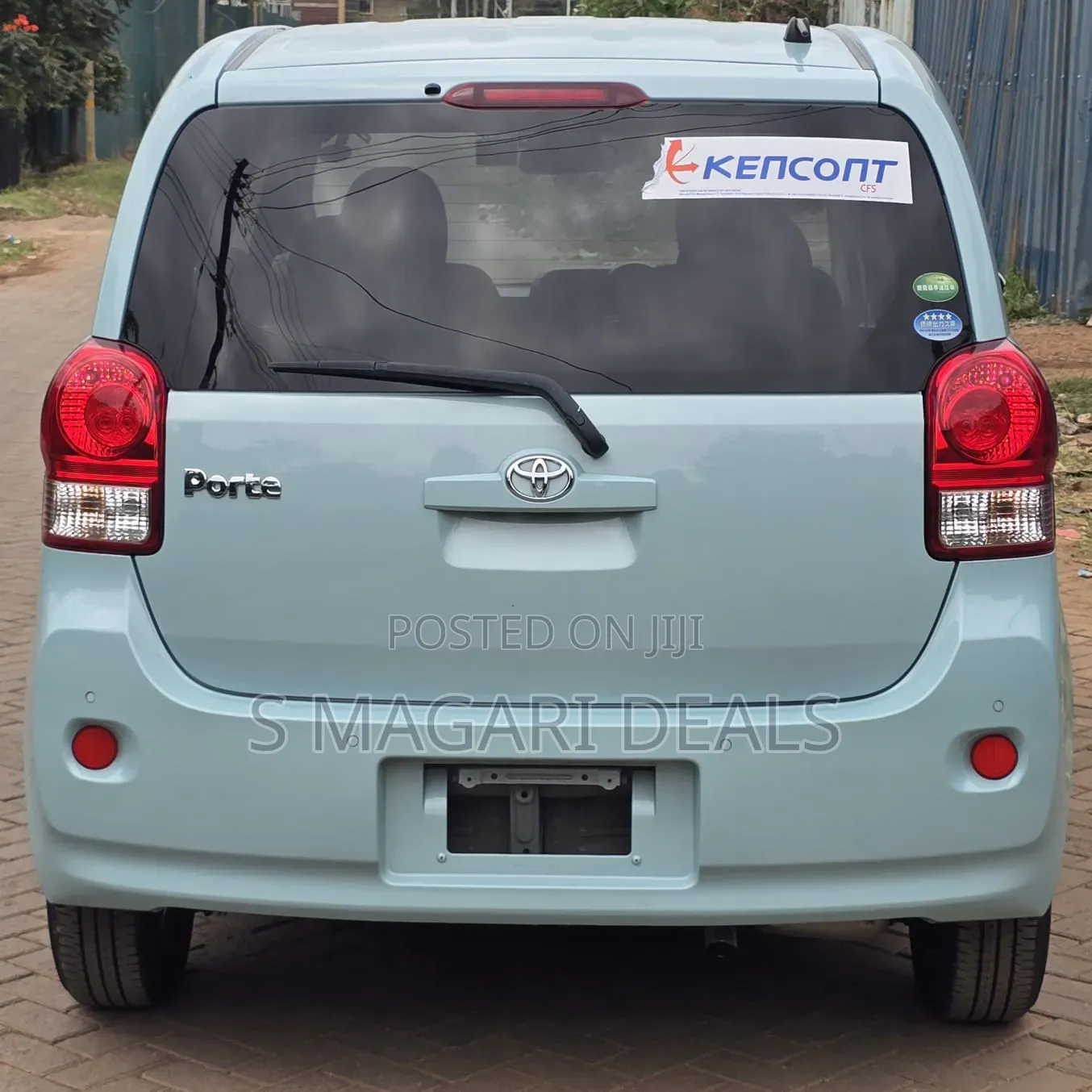 Toyota Porte 2020 Blue