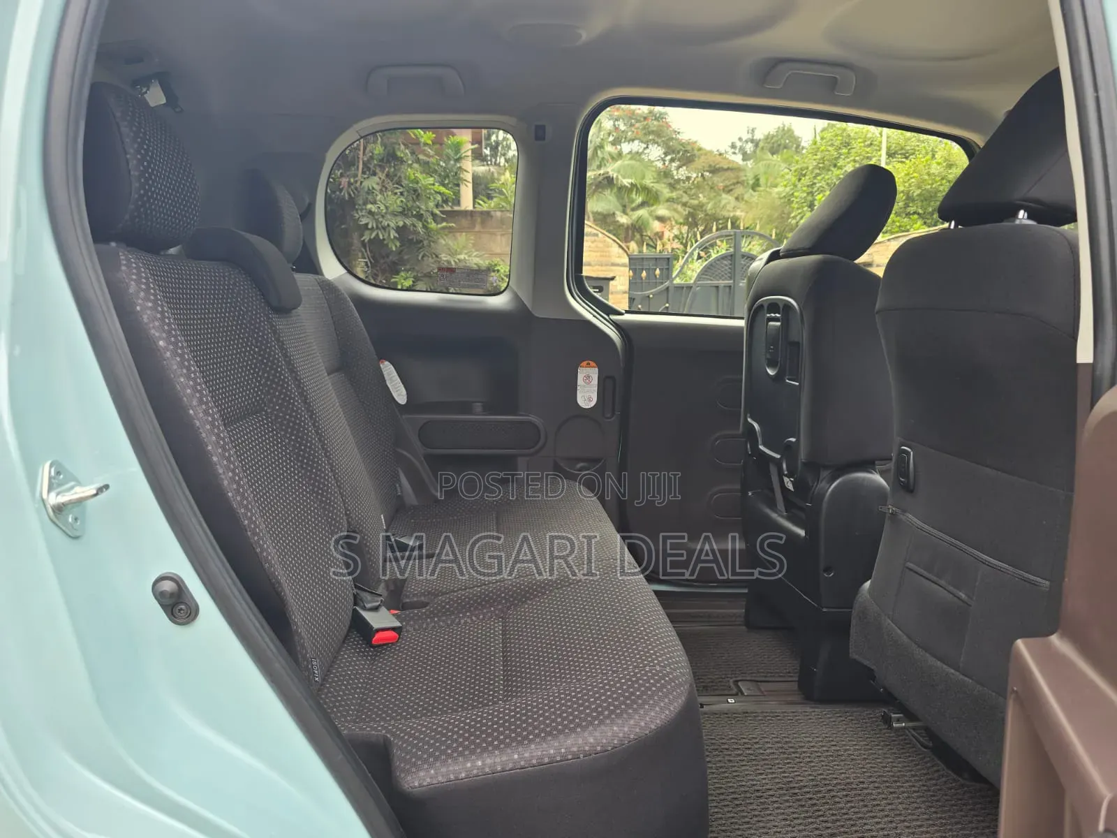 Toyota Porte 2020 Blue