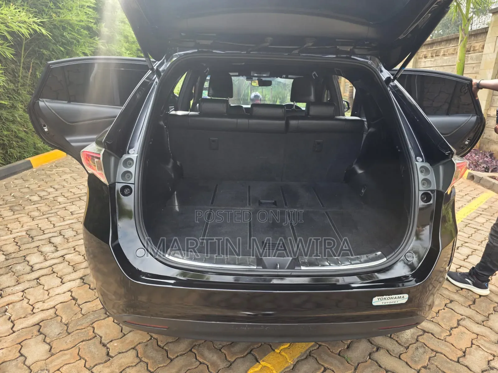 Toyota Harrier 2017 Black
