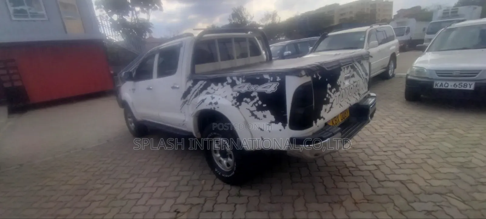 Toyota Hilux 2007 White