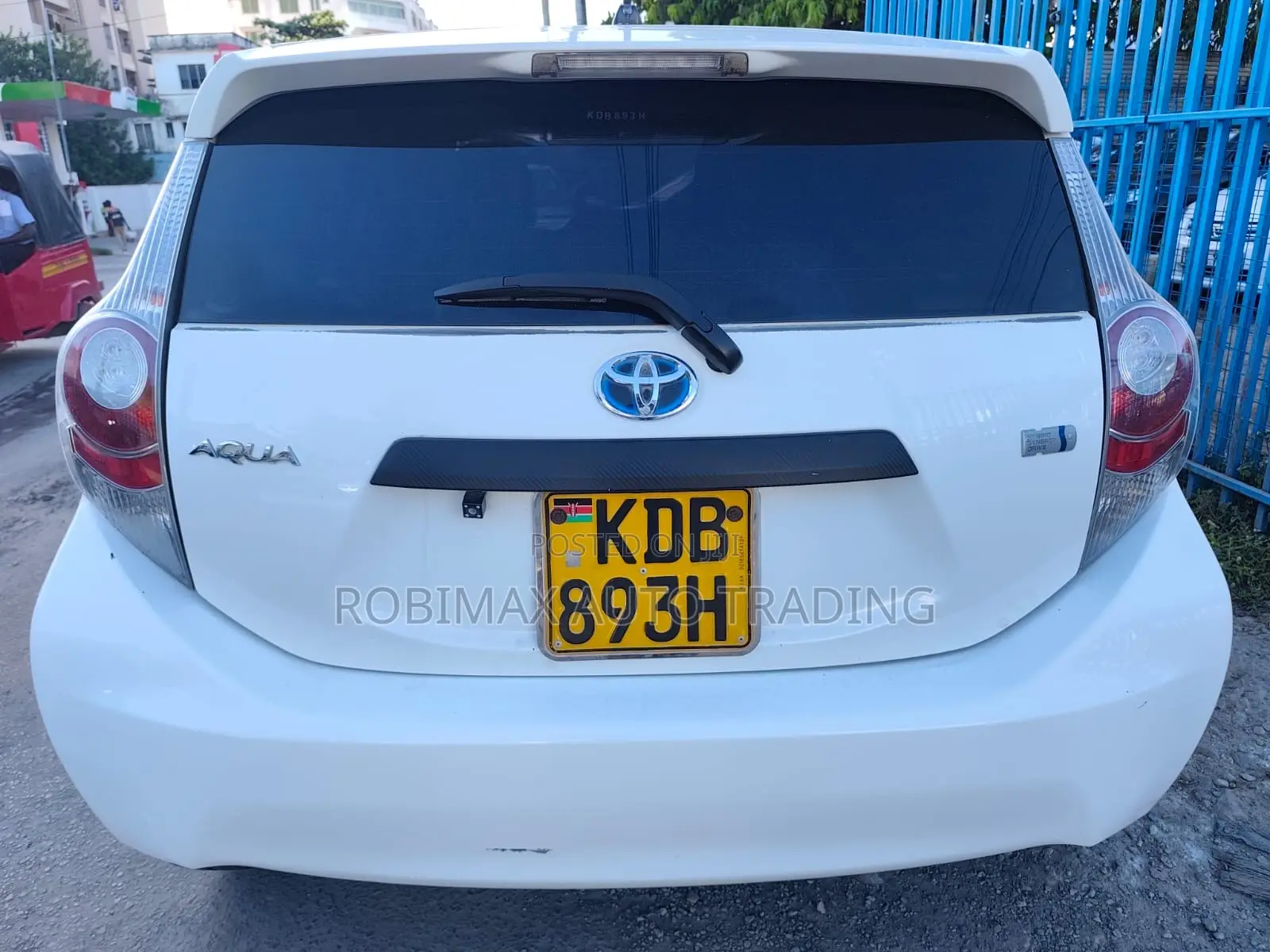 Toyota Aqua 2015 White