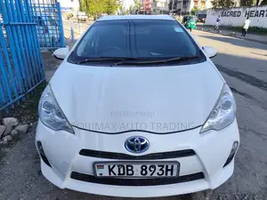 Toyota Aqua 2015 White
