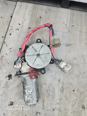 Subaru Sg9 Door Motor