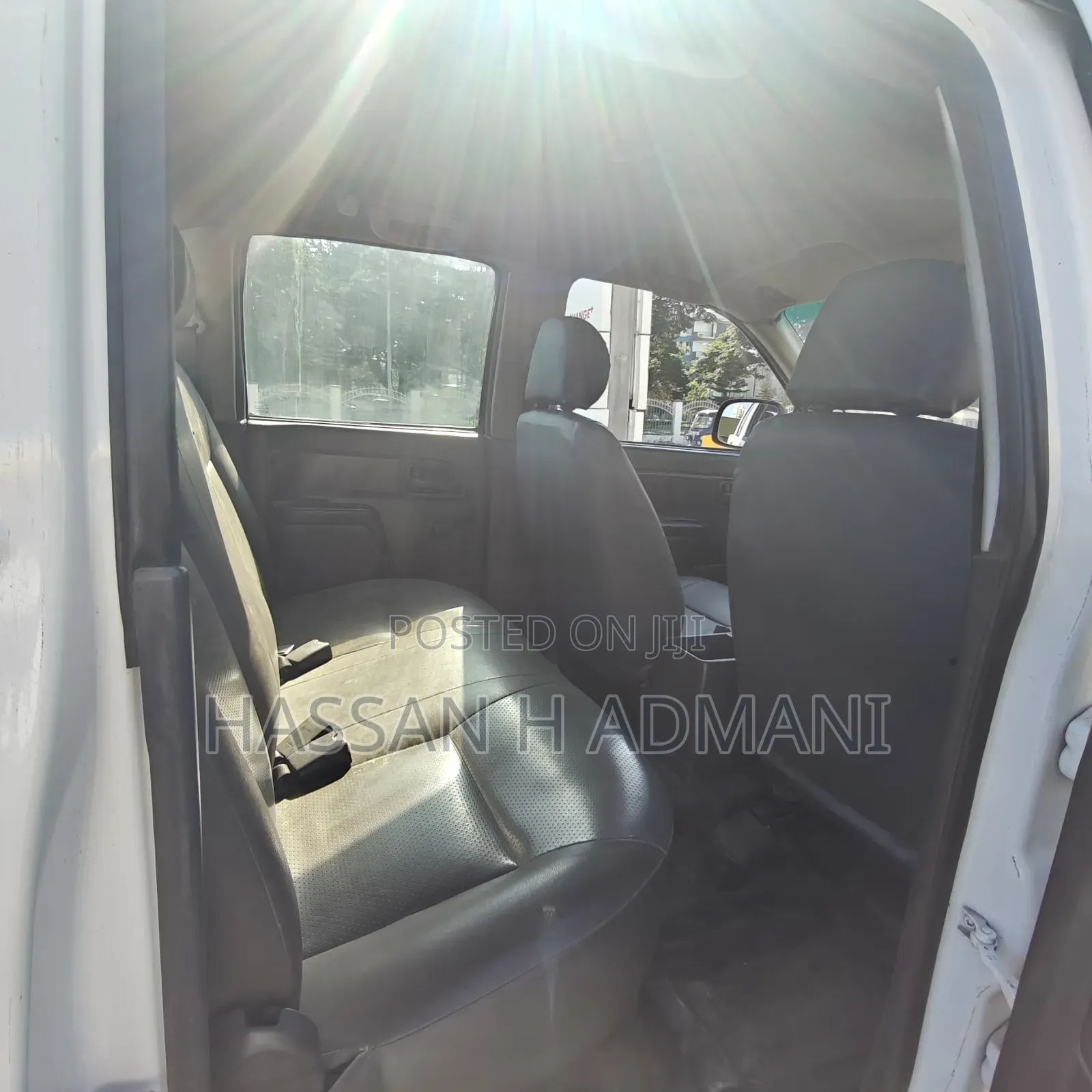 Isuzu D-MAX 2011 White