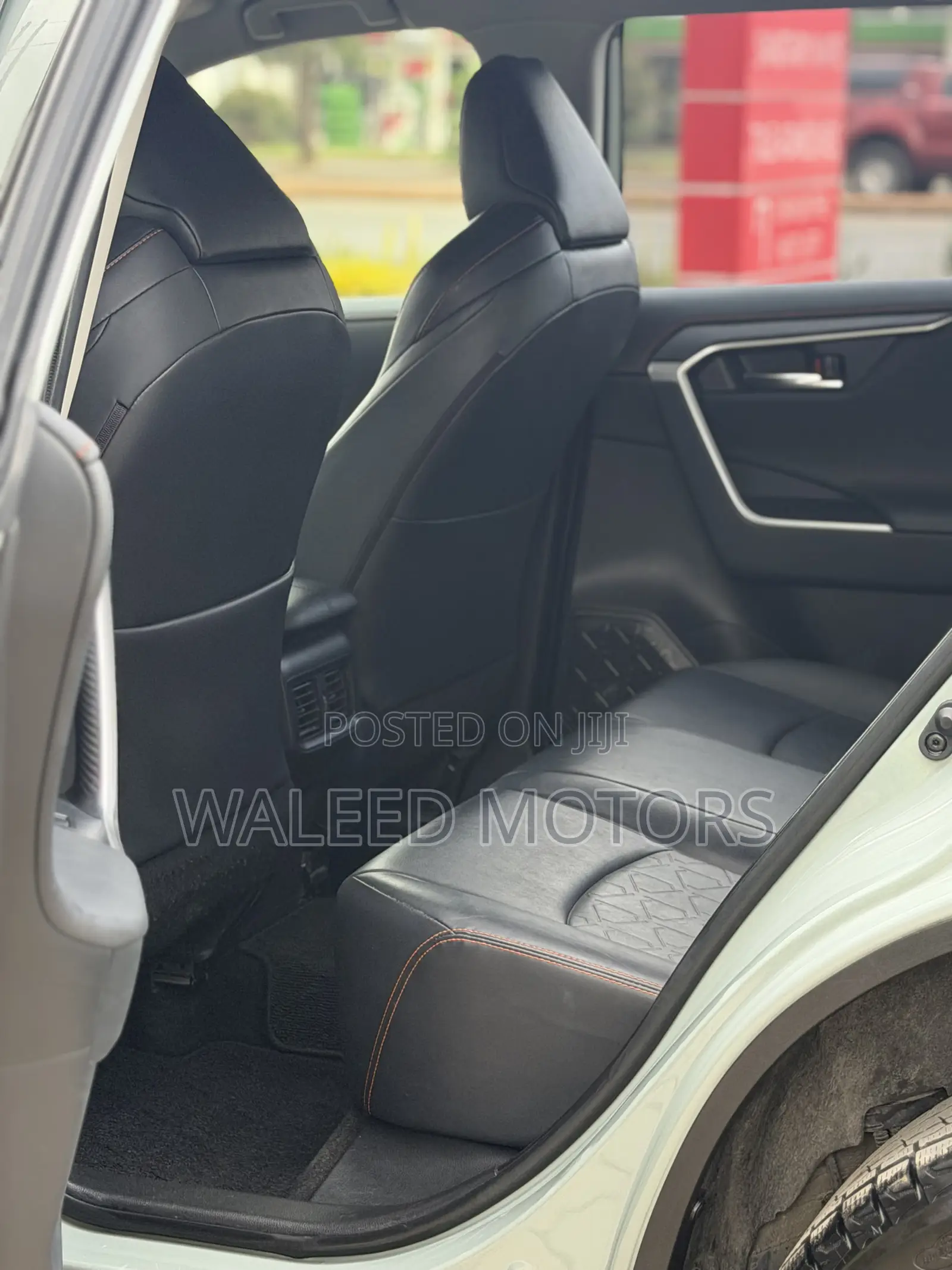 Toyota RAV4 Adventure 2019 Green