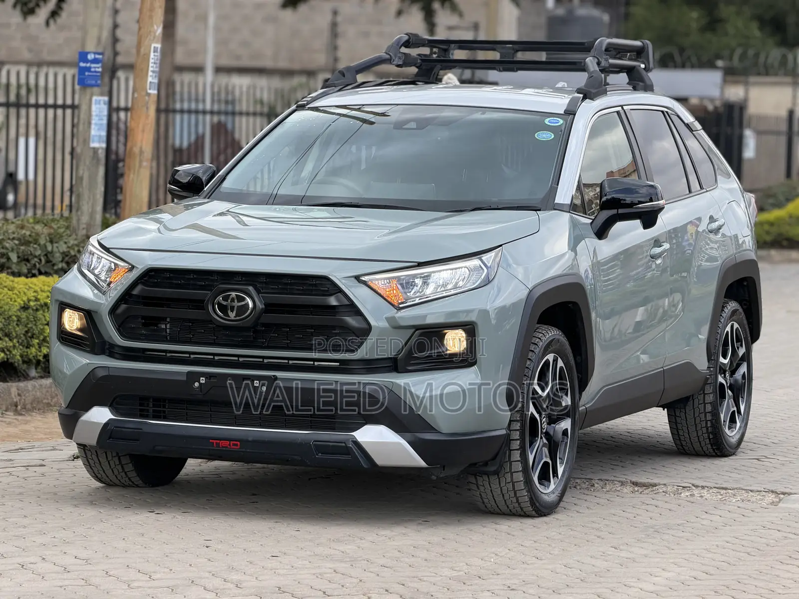 Toyota RAV4 Adventure 2019 Green