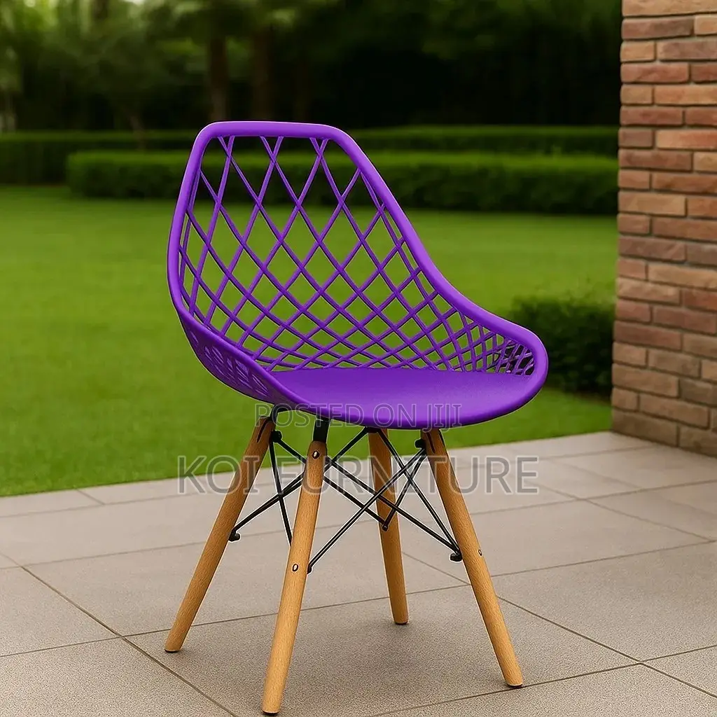 Dining Chairs; HJ200 Eames Chair (Available in Different Colors)