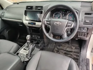 Toyota Land Cruiser Prado 2021