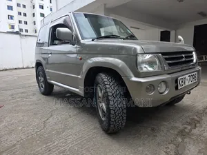 Mitsubishi Pajero Mini 2006 Brown
