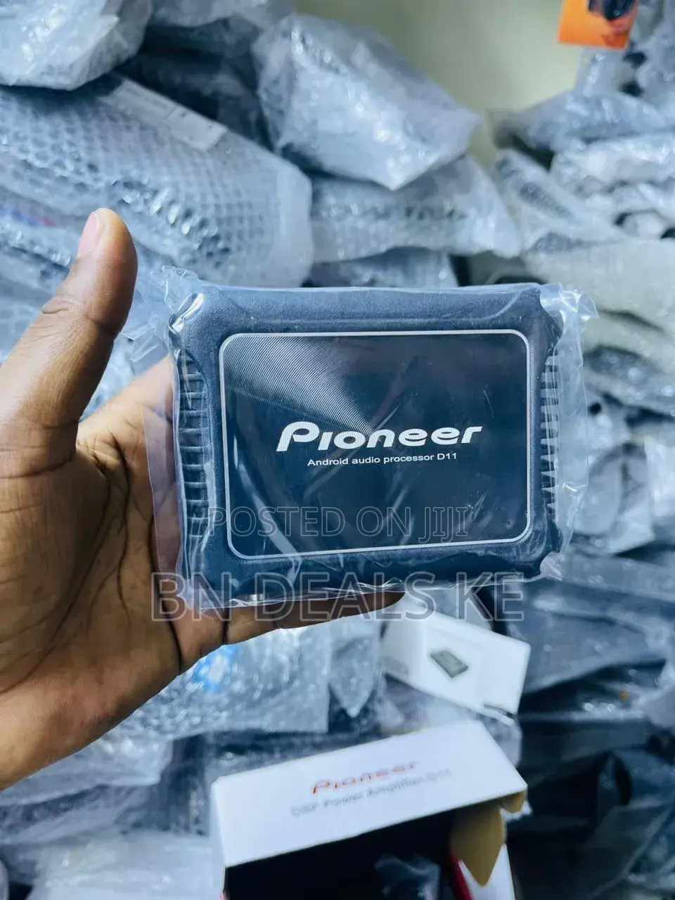 Pioneer DSP Power Amplifier D11