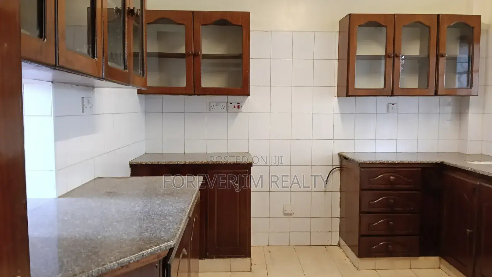 2bdrm Apartment in Marcus Garvey Road, Hurlingham for rent