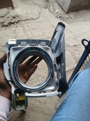 Fog Lamp Cover / Fog Lamp Bezel Land Cruiser V8 FJ 200