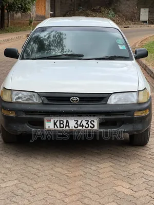 Toyota Corolla 2002 White