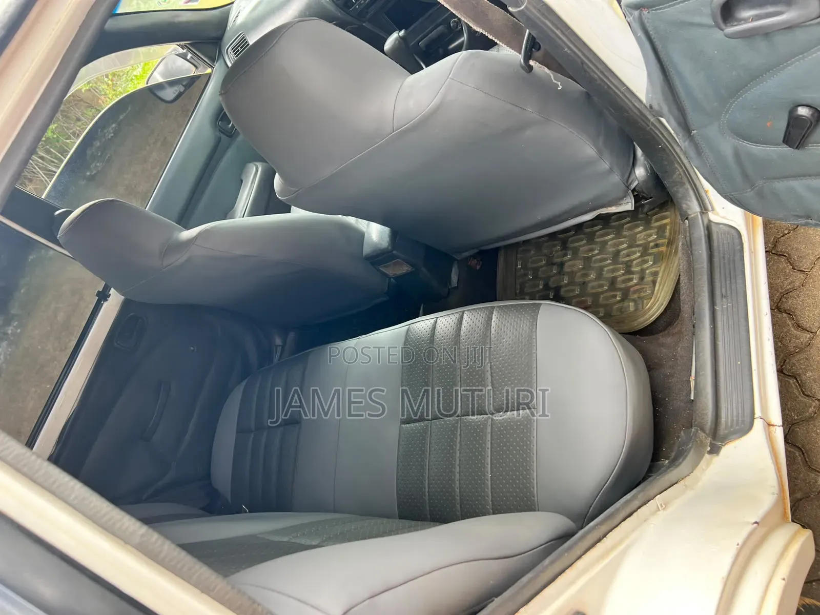 Toyota Corolla 2002 White